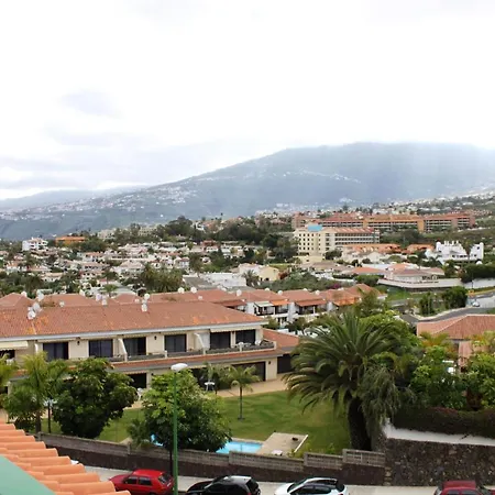 Prime Homes Taoro Attic アパート *